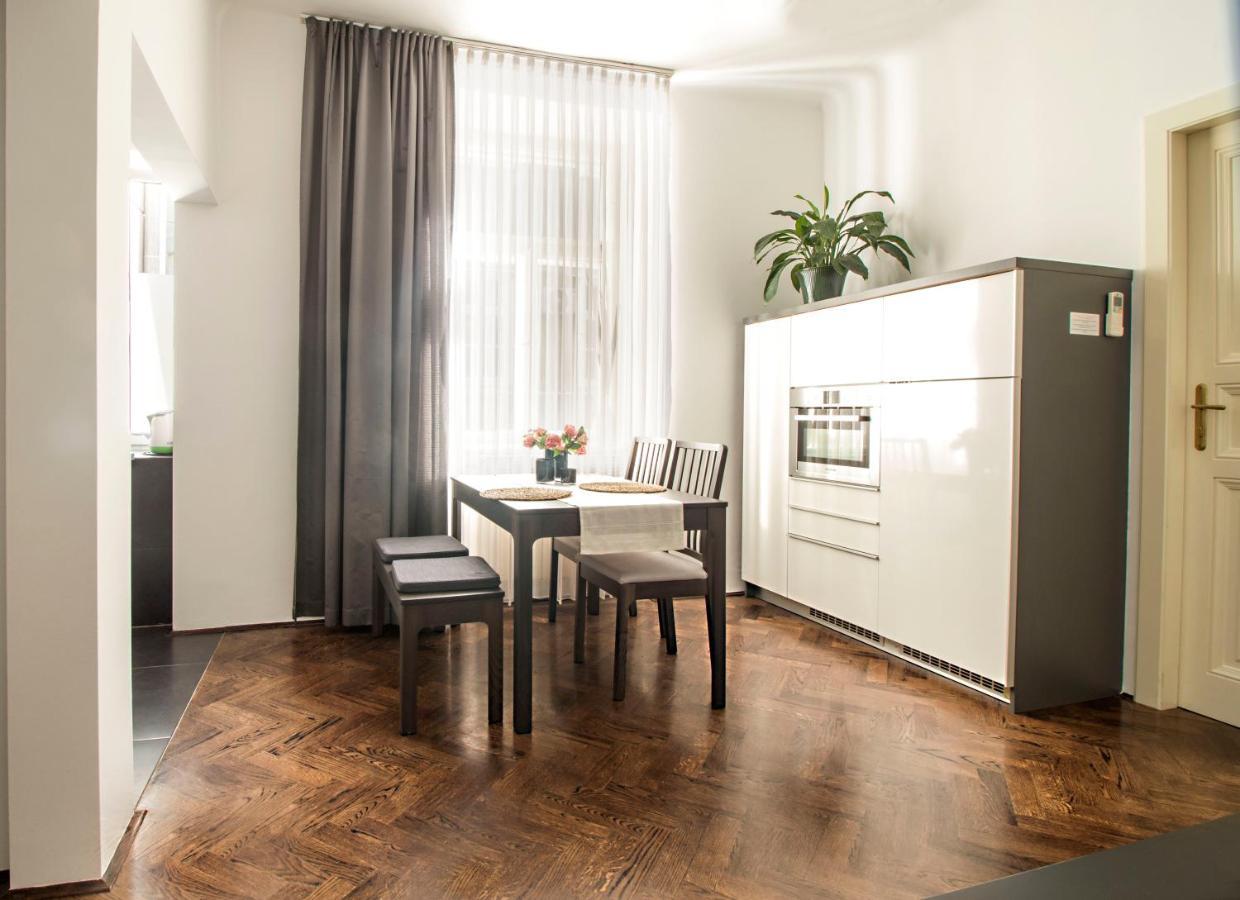 Bastinica Superior Apartment, Old Town In City Center Zagreb Luaran gambar