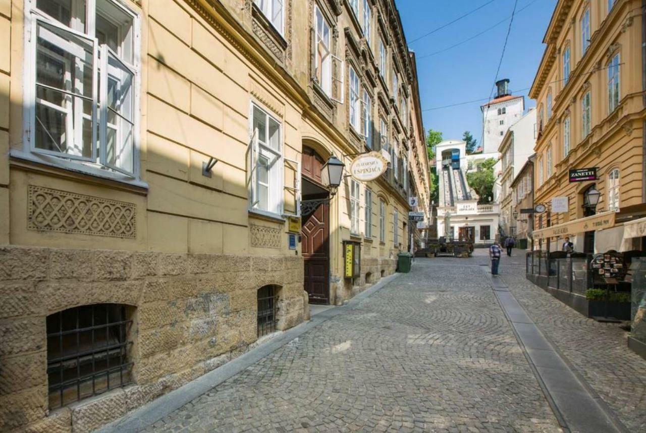 Bastinica Superior Apartment, Old Town In City Center Zagreb Luaran gambar